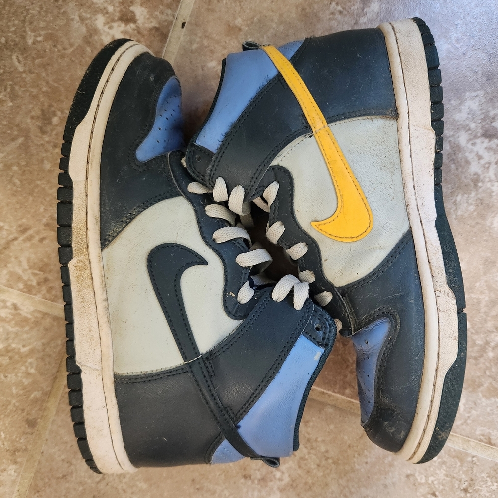 Nike Dunk High Sneakers